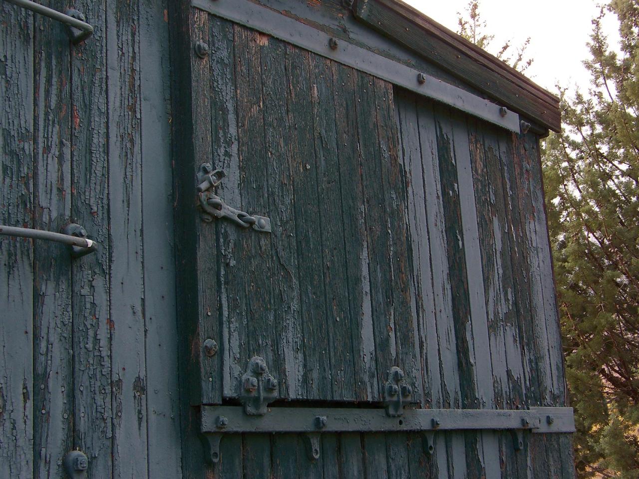 end-door