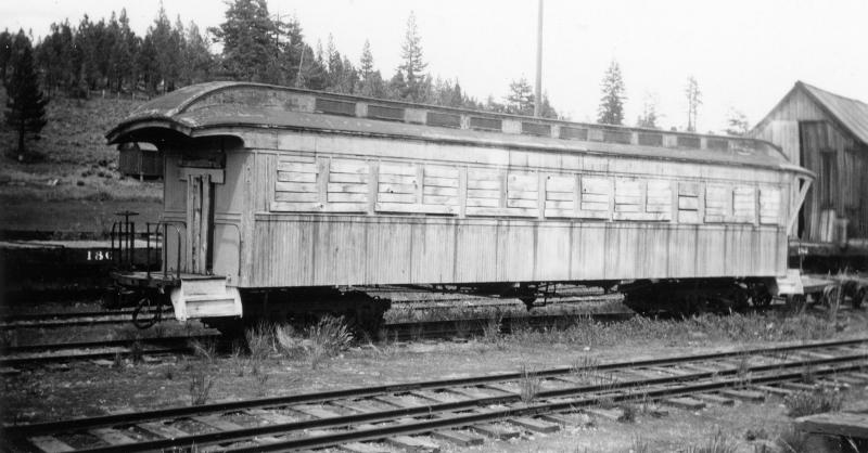 Hobart-Estates-Coach-in-Truckee