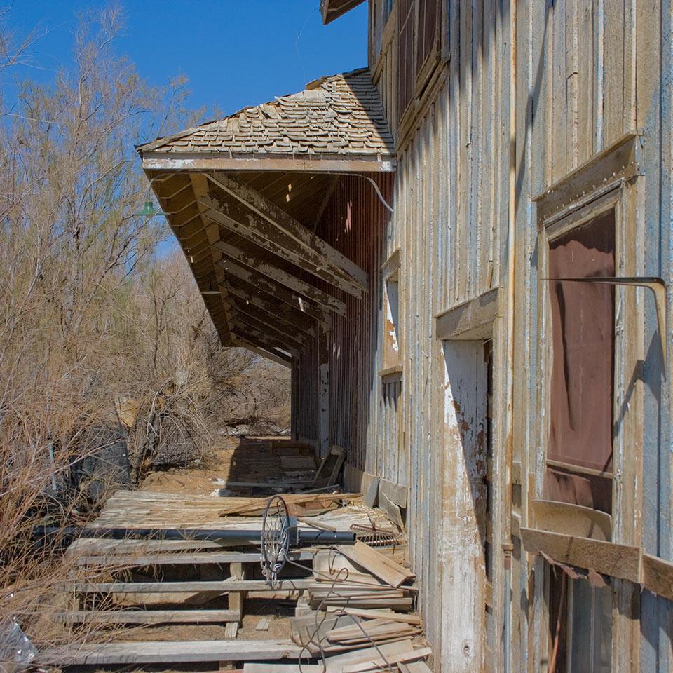 Keeler-Depot-North-Platform-Side