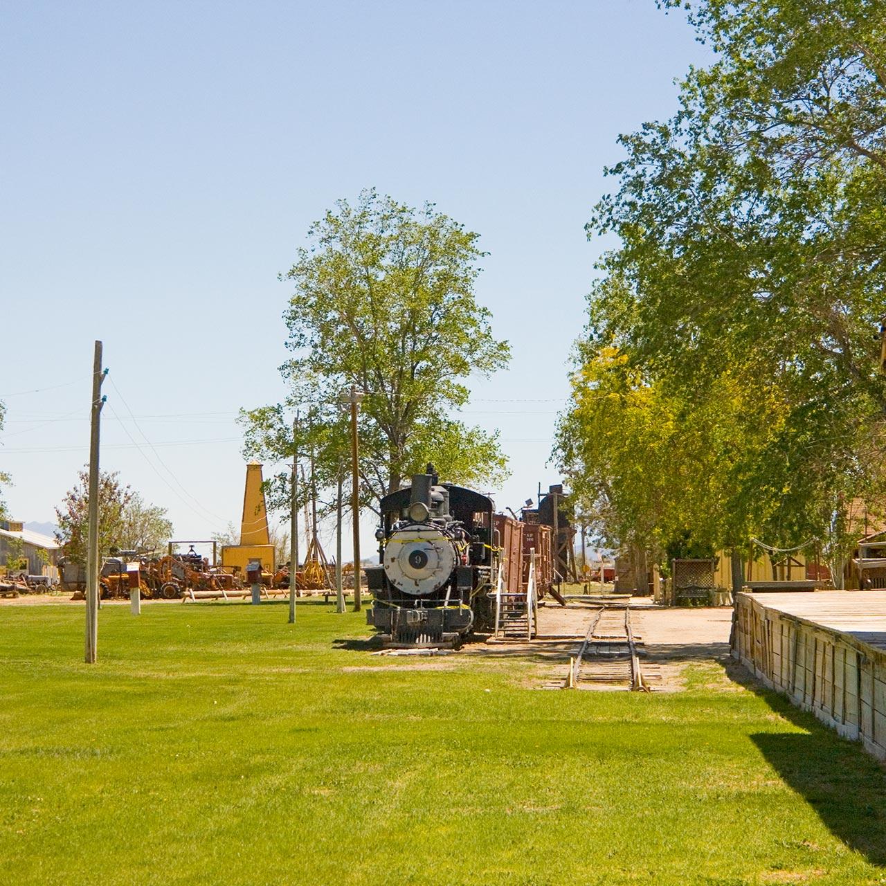 Laws-depot-siding-looking-south