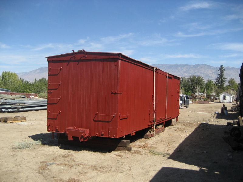 File:Perlite-73-fresh-paint-2011-Dennis-Burke.jpg