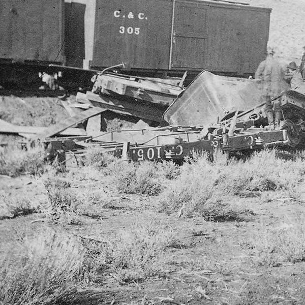 File:CC flat 105 wrecked near Dayton cropped UNR.jpg