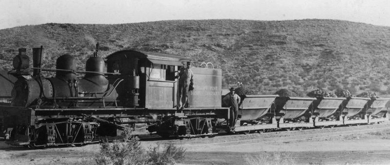 File:Loco and ore cars Yellow Pine Mine Goodsprings.jpg