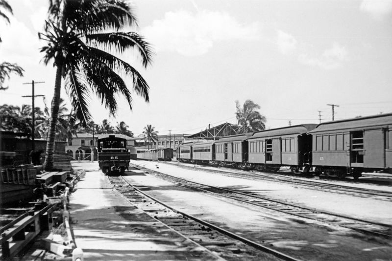 File:ORL-85-Honolulu-Yard-PacificNG-Coll.jpg